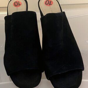 Suede slip in sandals with chunky heel - new - 10M